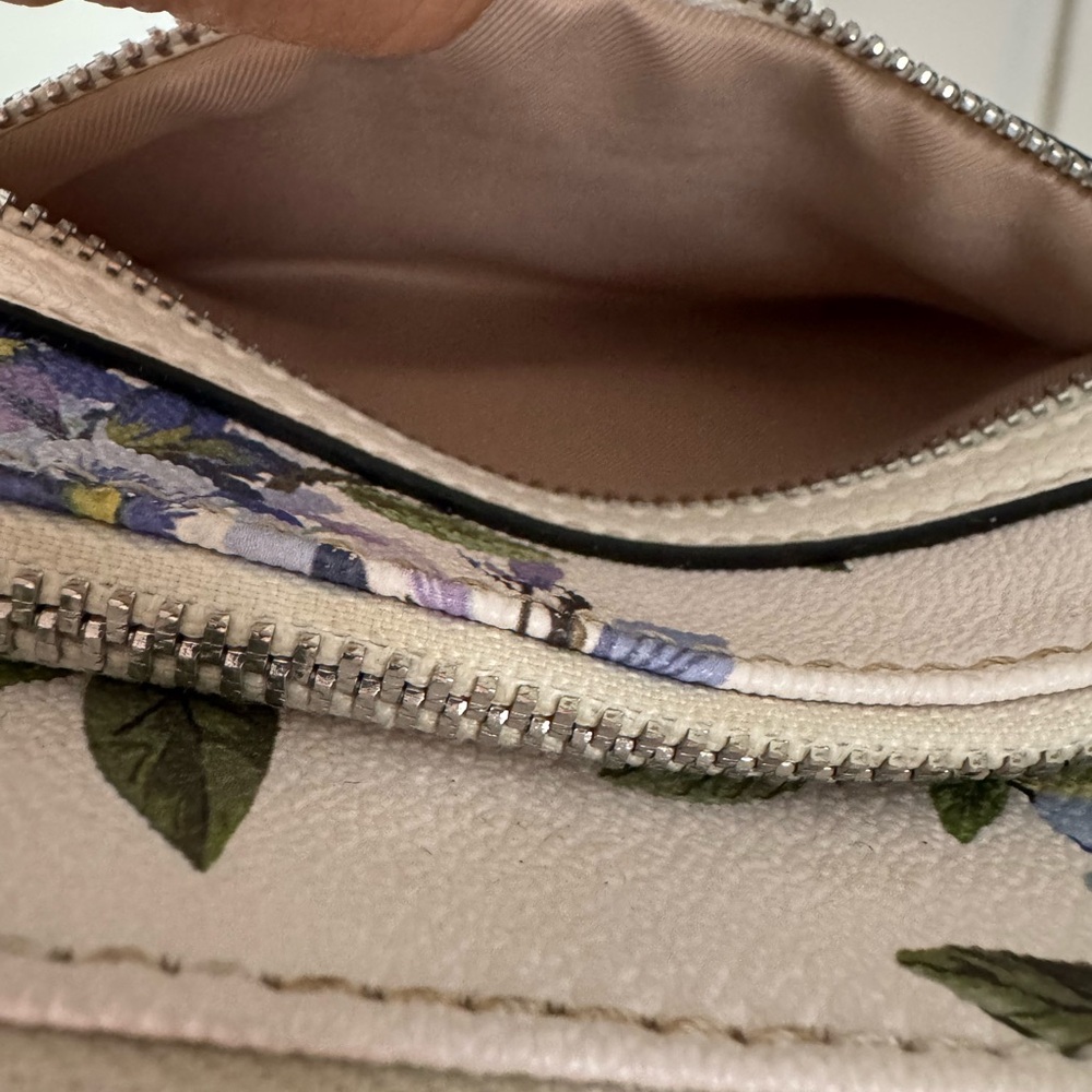 Dana Buchman Floral Crossbody Bag - Picture 4 of 11